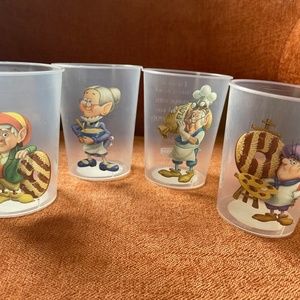 Set of 4 New Promotional Ernie Keebler Milk Cups